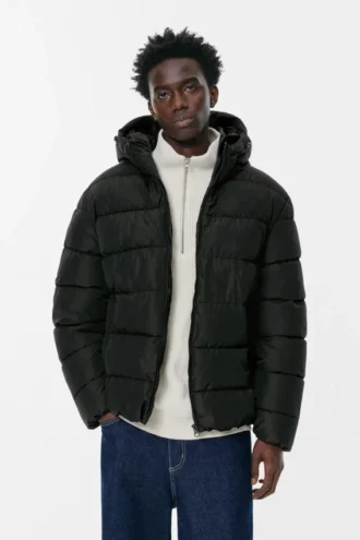 Chaqueta acolchada ligera con capucha