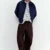 Chaqueta bomber con cuello de camisa Chaqueta bomber con cuello de camisa