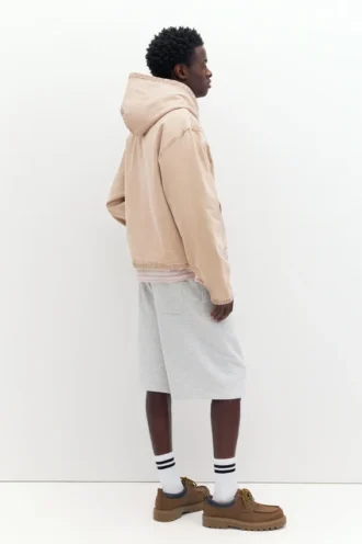 Chaqueta con capucha STWD