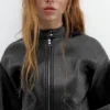 Chaqueta motera de imitación de piel Chaqueta motera de imitación de piel