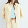 Chaqueta utilitaria amarilla Chaqueta utilitaria amarilla