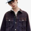 Chaqueta vaquera tipo trucker con acabado flocado Chaqueta vaquera tipo trucker con acabado flocado