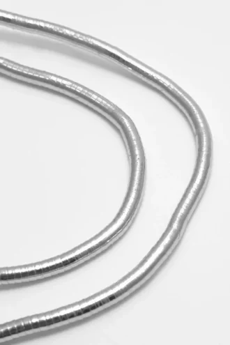 Collar metálico
