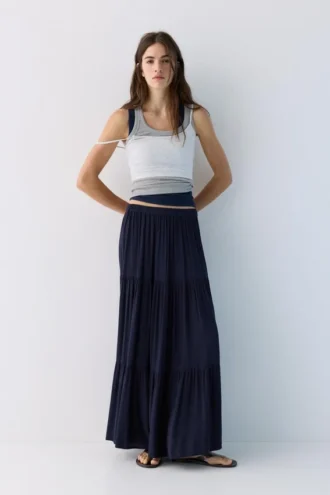 Falda midi fluida con paneles