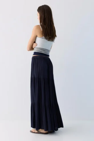 Falda midi fluida con paneles