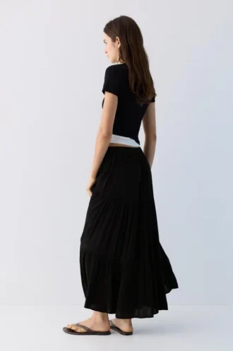 Falda midi fluida con paneles