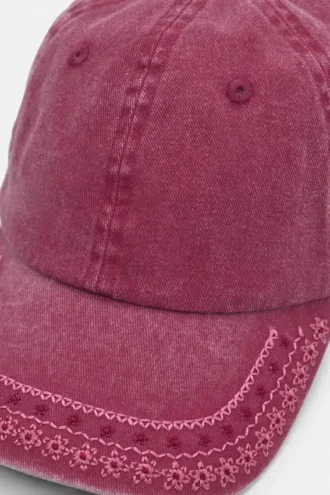 Gorra bordada