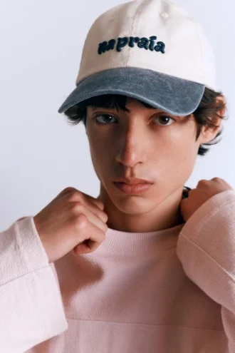 Gorra bordada «Na Praia»
