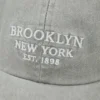 Gorra con bordado «Brooklyn» Gorra con bordado «Brooklyn»