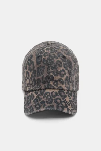 Gorra con estampado de leopardo