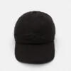 Gorra de pana negra