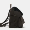 Mochila con bolsillo y hebilla Mochila con bolsillo y hebilla