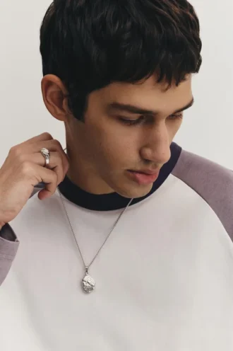 Pack de collares y anillo con piedras