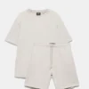 Pack de pantalones cortos tipo jogger y camisetas Pack de pantalones cortos tipo jogger y camisetas