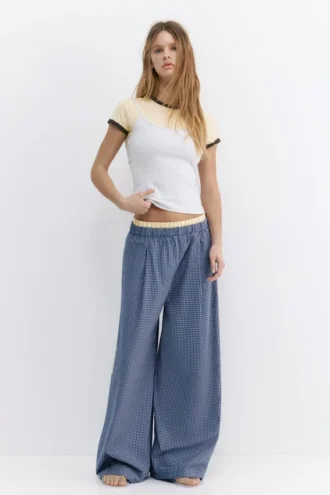 Pantalones a cuadros estilo pijama con pinzas