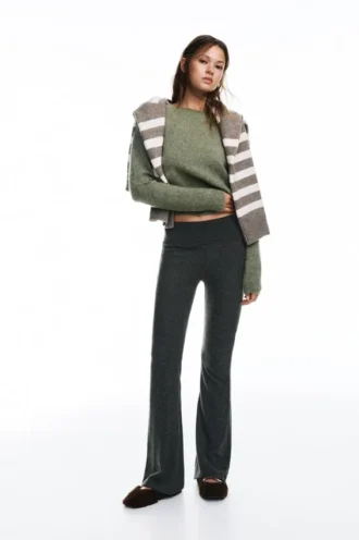 Pantalones acampanados de tacto suave