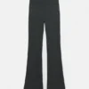Pantalones acampanados de tacto suave