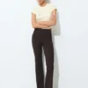 Pantalones bootcut de talle medio