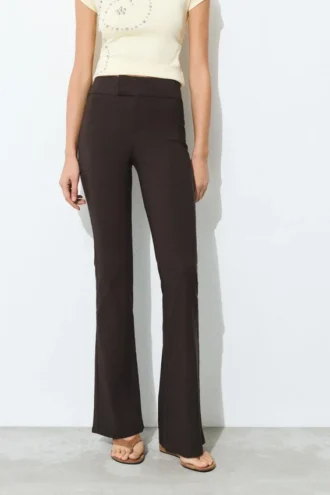 Pantalones bootcut de talle medio