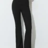 Pantalones bootcut de talle medio