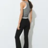 Pantalones bootcut de talle medio