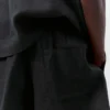 Pantalones Cortos tipo Bermudas 100 % lino