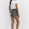 Pantalones Cortos vaqueros de corte «mom» con vuelta