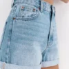 Pantalones Cortos vaqueros de corte «mom» con vuelta