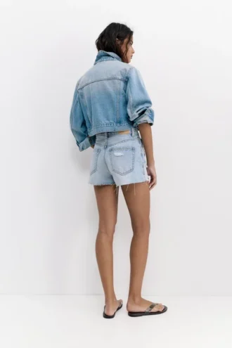 Pantalones Cortos vaqueros rasgados