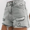 Pantalones Cortos vaqueros rasgados