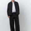 Pantalones de corte recto con costuras Pantalones de corte recto con costuras