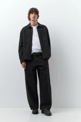 Pantalones de corte recto con costuras