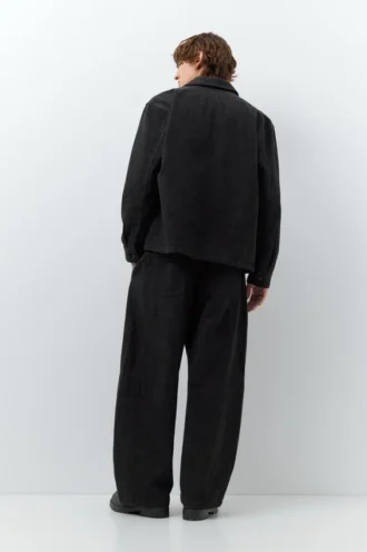 Pantalones de corte recto con costuras