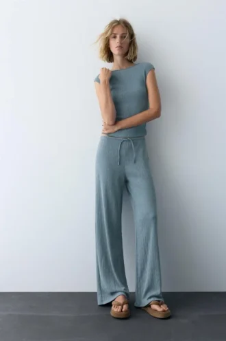 Pantalones de crepé de pierna ancha