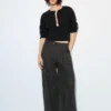 Pantalones de pierna ancha con doble pinza Pantalones de pierna ancha con doble pinza