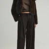 Pantalones de pierna ancha con doble pinza Pantalones de pierna ancha con doble pinza