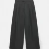 Pantalones de pierna ancha con doble pinza Pantalones de pierna ancha con doble pinza