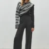 Pantalones de pierna ancha y tacto suave Pantalones de pierna ancha y tacto suave