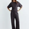 Pantalones de pierna ancha y tacto suave Pantalones de pierna ancha y tacto suave