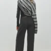 Pantalones de pierna ancha y tacto suave Pantalones de pierna ancha y tacto suave