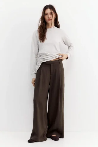 Pantalones elegantes con pinzas