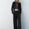 Pantalones elegantes con pinzas Pantalones elegantes con pinzas