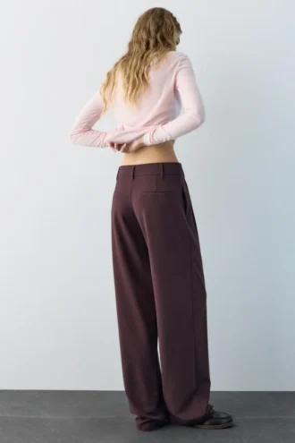 Pantalones elegantes con pinzas
