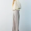 Pantalones elegantes con pinzas Pantalones elegantes con pinzas
