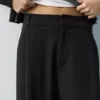 Pantalones elegantes con pinzas Pantalones elegantes con pinzas