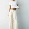 Pantalones entallados con pinzas