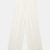 Pantalones entallados con pinzas