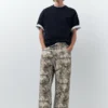 Pantalones estampados con bolsillos