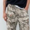 Pantalones estampados con bolsillos