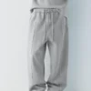Pantalones jogger tipo skater